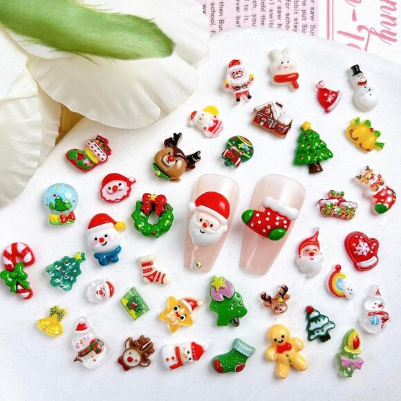 100Pcs Christmas Nail Charms, 3D Resin Gingerbread, Santa & Xmas Tree Decoration - Picture 6 of 6